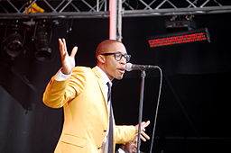 Raphael Saadiq beim Stockholm Jazzfestival 2009, Patrik Hamberg, CC BY-SA 2.0